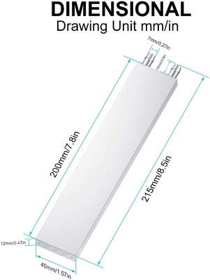 Un sistema di radiatore a raffreddamento idrico liquido con una testa ad assorbimento di calore argento